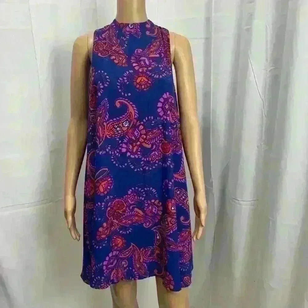 Everly Womens Shift Dress Sz Medium Paisley Sleeveless Floral Vacation Flowy